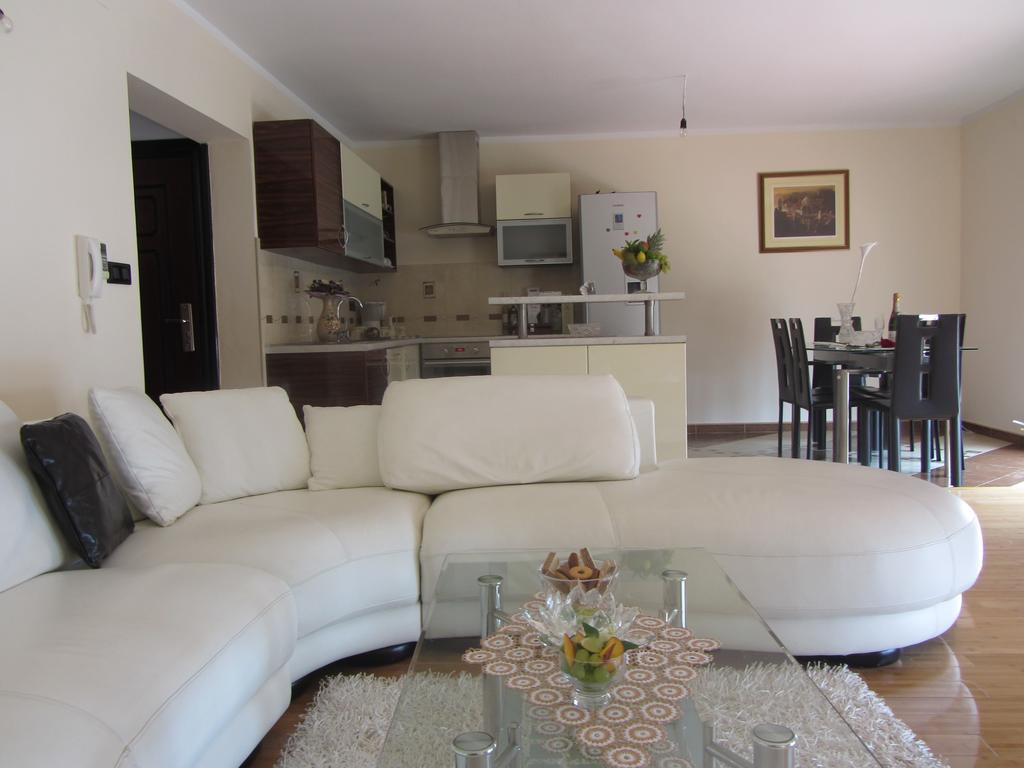 Apartments Dilja Малинська Екстер'єр фото